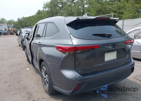 2021 Toyota Highlander Xle из США, поврежденный, VIN 5TDGZRBH0MS119455